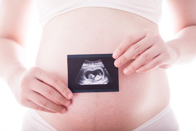สังเกตอาการคุณแม่ท้อง 2 เดือน และการดูแลตัวเองขณะตั้งครรภ์
